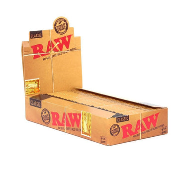 RAW 1 1/4" Classic Rolling Paper