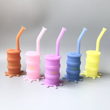 WPE-79 - 8" Clover Silicone Water Pipe - Skokie Cash & Carry